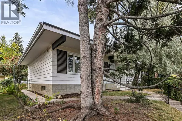 Calgary, AB T2W1A9,10623 Bradbury Drive SW