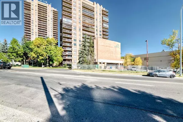 Calgary, AB T2V5B5,102, 9800 Horton Road SW