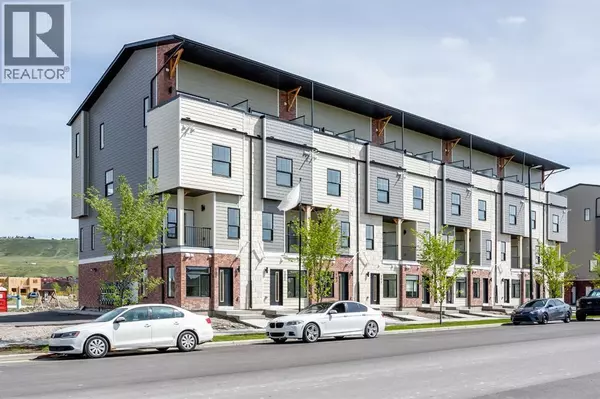 102, 156 Park Street, Cochrane, AB T4C2B8
