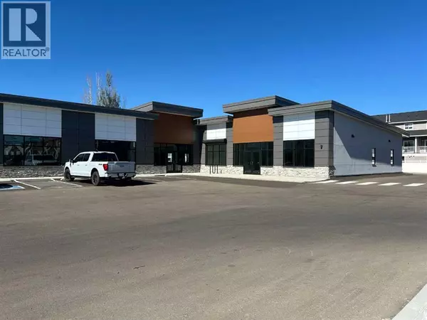 Medicine Hat, AB T1B0T8,408, 4979 Southlands Drive SE