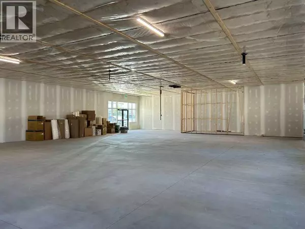 Medicine Hat, AB T1B0T8,408, 4979 Southlands Drive SE