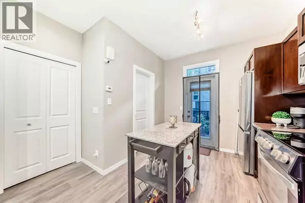 Calgary, AB T2Z1B6,49 New Brighton Point SE