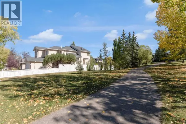 Calgary, AB T2Z2L3,271 Mountain Park Drive SE