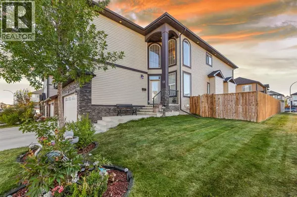Calgary, AB T3J0R6,19 SADDLELAKE View NE