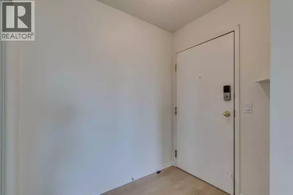 Calgary, AB T2B3R6,301, 7301 Valleyview Park SE