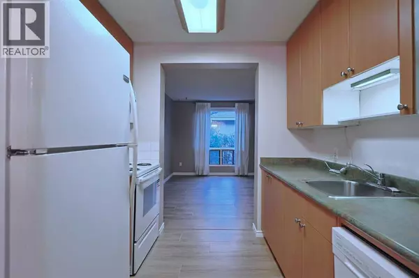 Calgary, AB T3G1R8,93, 6915 Ranchview Drive NW