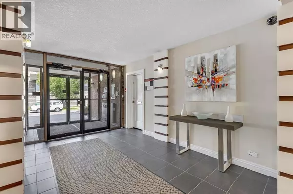 Calgary, AB T2R0L7,106, 1123 13 Avenue SW
