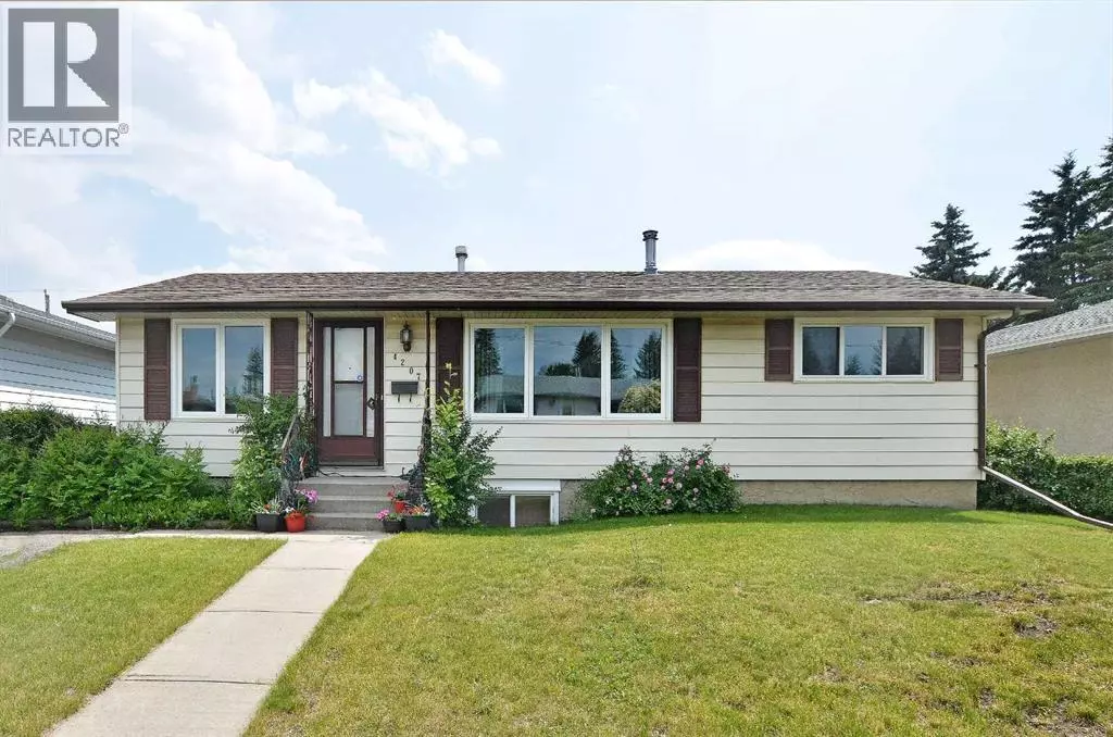 Calgary, AB T2A2S9,4207 Maryvale Drive NE