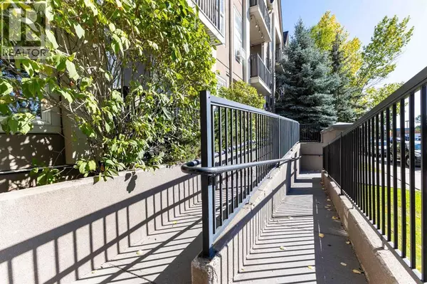 Calgary, AB T2X0M8,201, 15304 Bannister Road SE