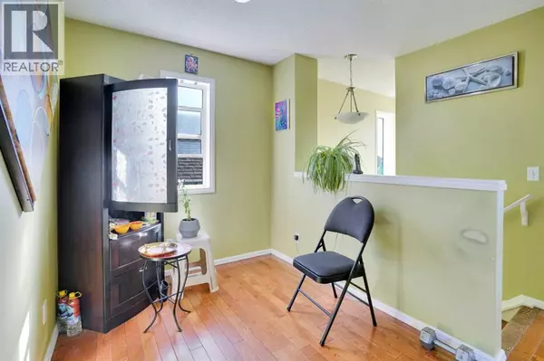 Calgary, AB T3J4W5,143 Taralea Gardens NE