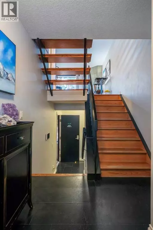 Calgary, AB T3E6N4,303, 3131 63 Avenue SW