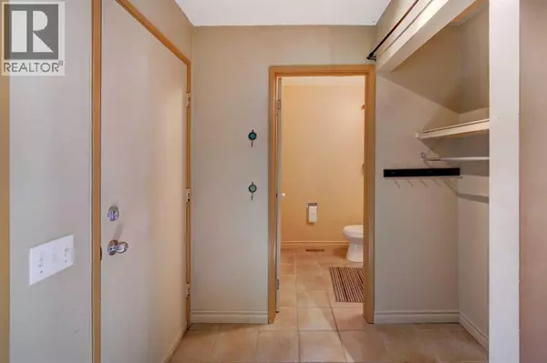 Calgary, AB T3G1A6,324 Ranchview Court NW