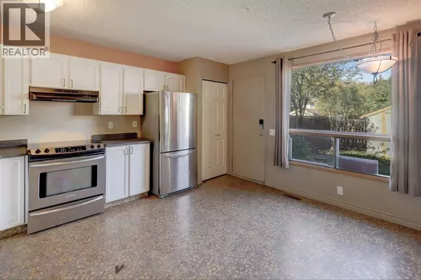 Calgary, AB T3G1A6,324 Ranchview Court NW