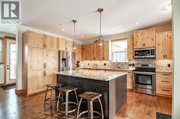 Rural Ponoka County, AB T4J1V9,253 Canal Street
