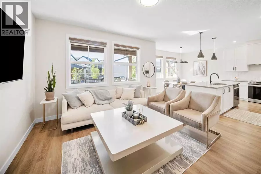 204, 201 Cooperswood Green SW, Airdrie, AB T3B3Y6