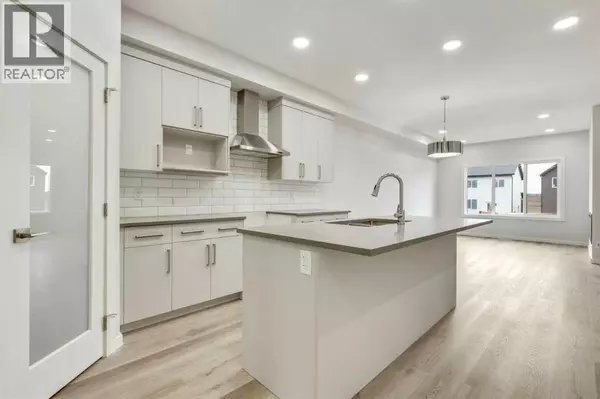 Calgary, AB T3M2K1,12 Heartwood Lane SE