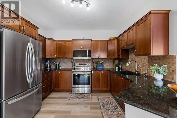 Calgary, AB T3G0B7,528 Rocky Vista Gardens NW