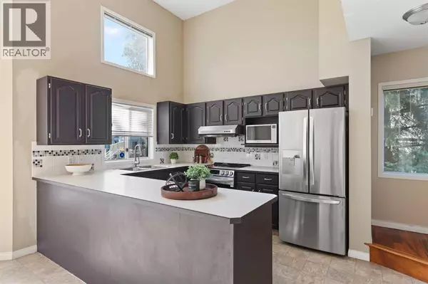 Calgary, AB T2V5J9,51 Kingsland Villas SW