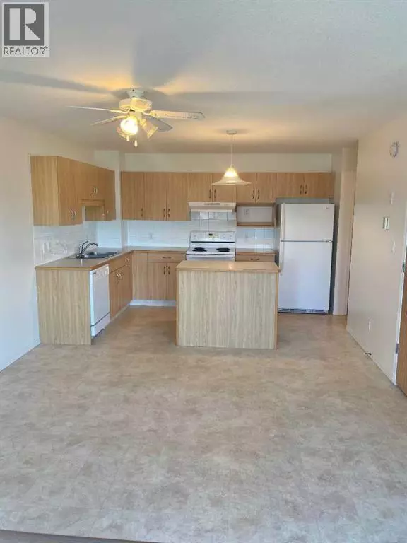 Rural Lethbridge County, AB T1J4Y3,1, 46 Highlands Place W