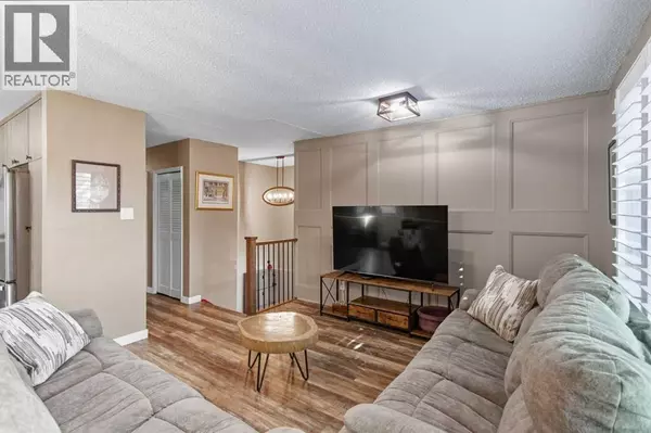 Calgary, AB T2W0Z2,83 Brazeau Crescent SW