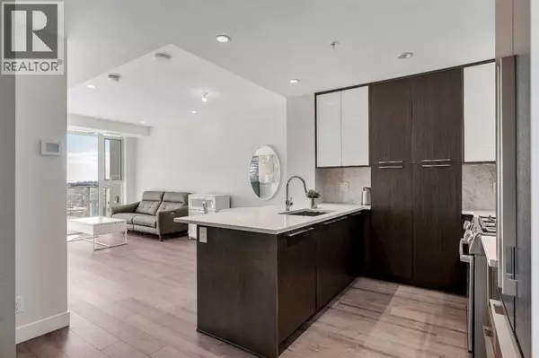 Calgary, AB T2A7Z6,1004, 930 16 Avenue SW