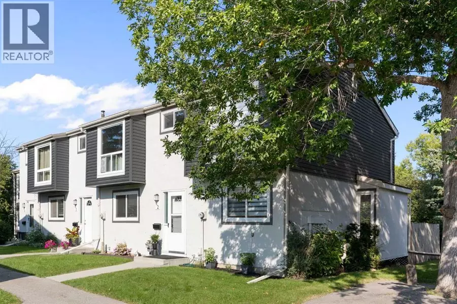 42, 11407 Braniff Road SW, Calgary, AB T2W1C5