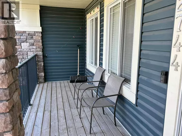 Airdrie, AB T4A0W4,2744 KINGS HEIGHTS Gate SE