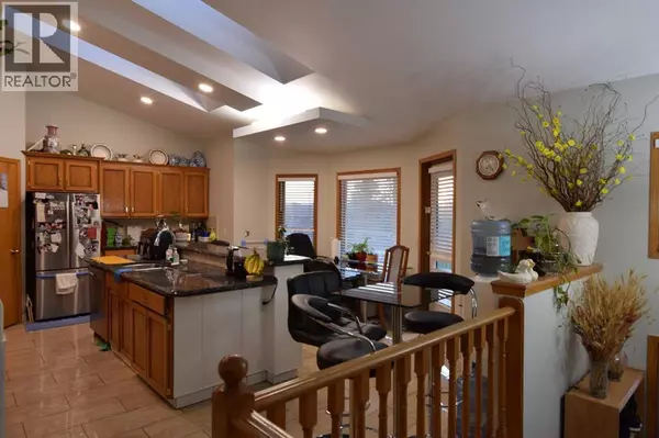Calgary, AB T2Z1Z5,94 Douglas Woods Close SE