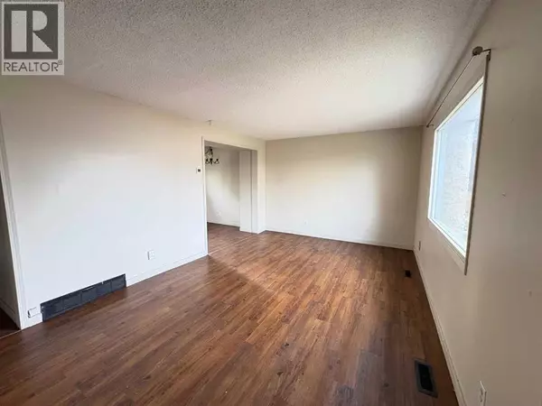 Red Deer, AB T4R3N9,G4, 35 Nash Street