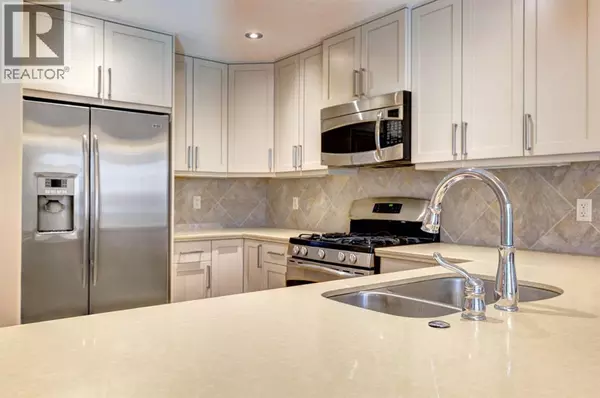 Canmore, AB T1W1Z7,203, 901 8th Avenue