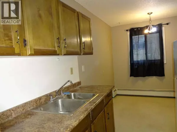 2410 14 Street SW, Calgary, AB t2t3t6