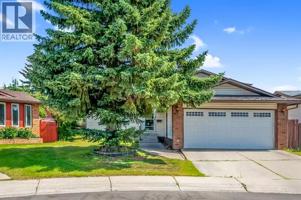 Calgary, AB T1Y5X8,124 Whiteram Close NE