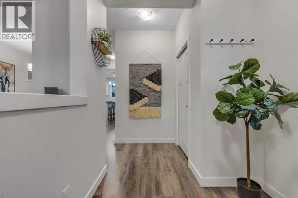 Airdrie, AB T4B4L1,425 South Point Glen SW