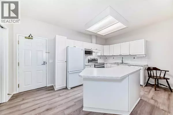 Calgary, AB T3E6S7,112, 2850 51 Street SW