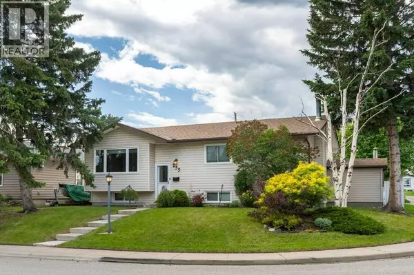 Calgary, AB T2J0T3,235 Allan Crescent SE
