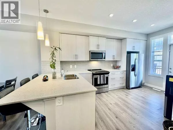 Calgary, AB T2X4H9,257 Legacy Common SE