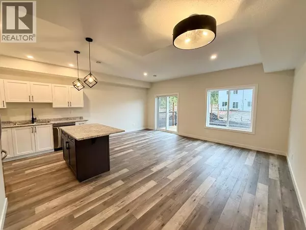 Hinton, AB T7V0B4,328B BOUTIN Avenue