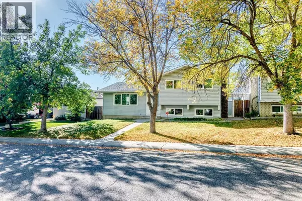 151 Pinemill Road NE, Calgary, AB T1Y2C8