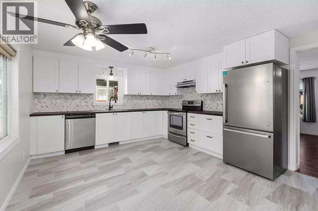 Airdrie, AB T4A1P9,153 Big Hill Place SE