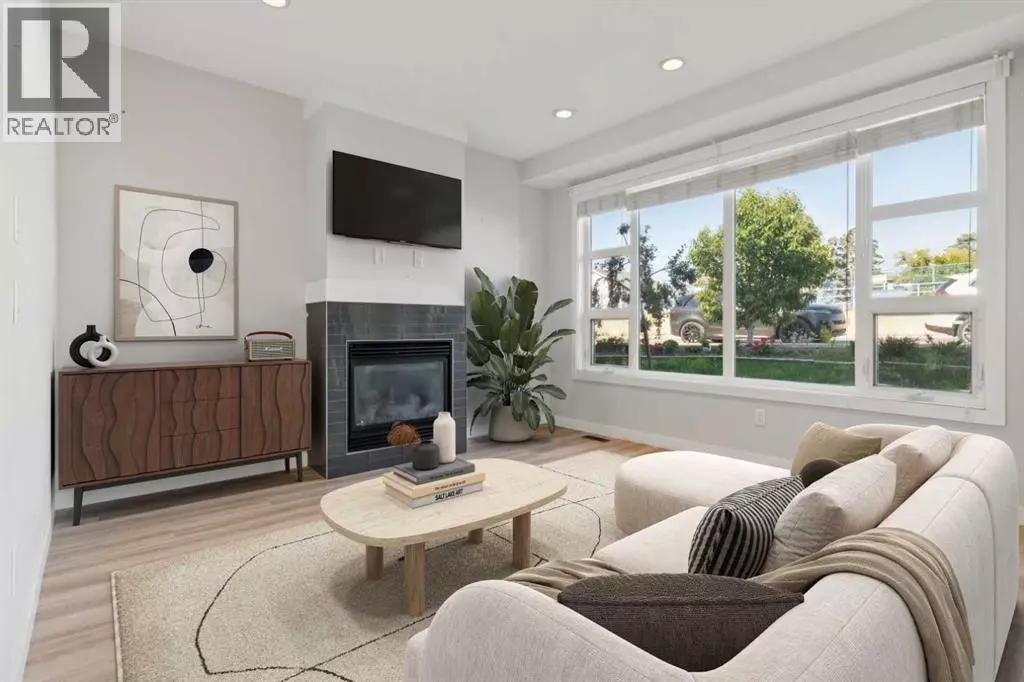 Calgary, AB T3B0A9,1, 4513 Bowness Road NW