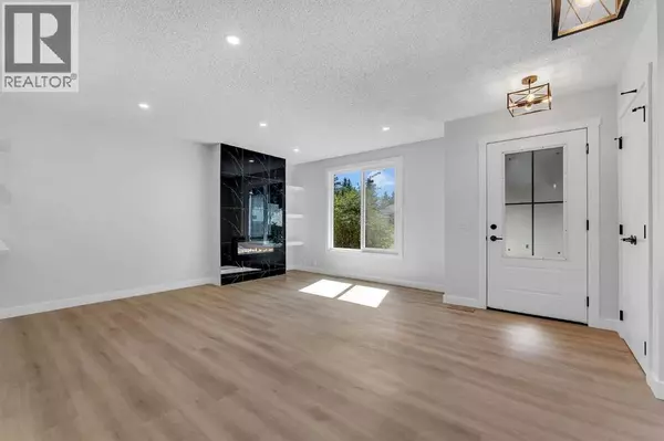 Calgary, AB T3G1R9,1024 Ranchview Road NW