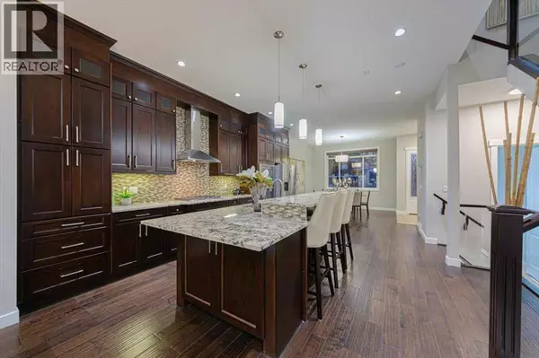 Calgary, AB T2M1S4,462 23 Avenue NW