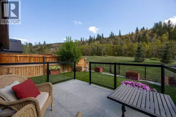 Cochrane, AB T4C2V8,84 Riviera Court