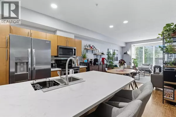 207, 2307 14 Street SW, Calgary, AB T2T3T5