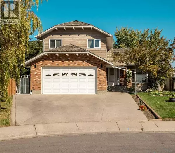 27 Erminerun Place N, Lethbridge, AB T1H5X6