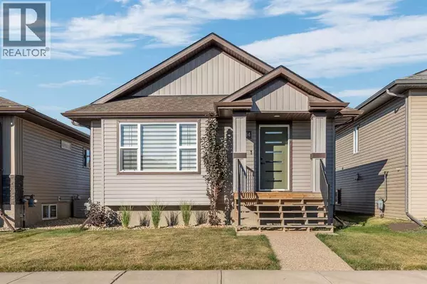 4414 74 Street, Camrose, AB T4V5C9