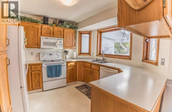 Red Deer, AB T4R2G4,35 Depalme Street