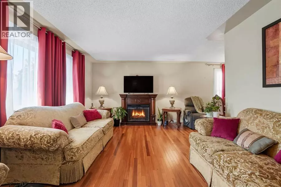 224 Whitestone Crescent NE, Calgary, AB T1Y1S7