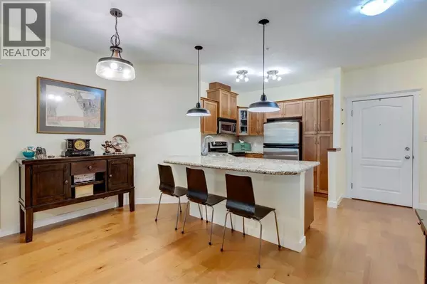 Calgary, AB T3H5X3,109, 10 Discovery Ridge Close SW