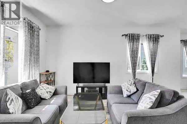 Airdrie, AB T4B3J4,457 Canals Crossing SW